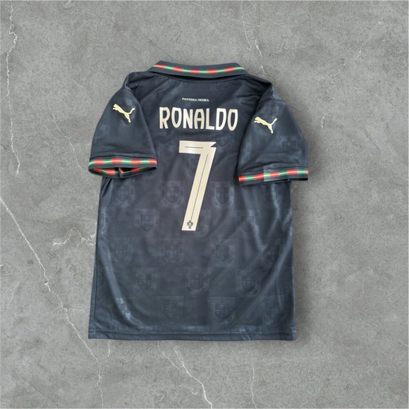 2025 Portugal Kids Soccer Jersey Kit XL Ronaldo Jersey 28 NWT 💯 - Picture 2 of 5